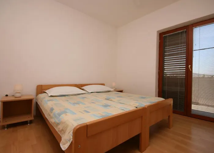 6606b Apartment *