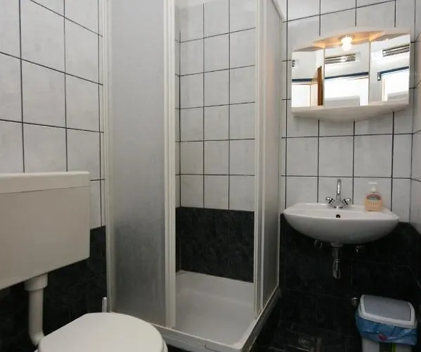 6606b Starigrad Paklenica