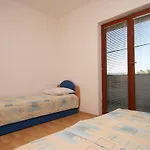 Apartman 6606b Starigrad Paklenica